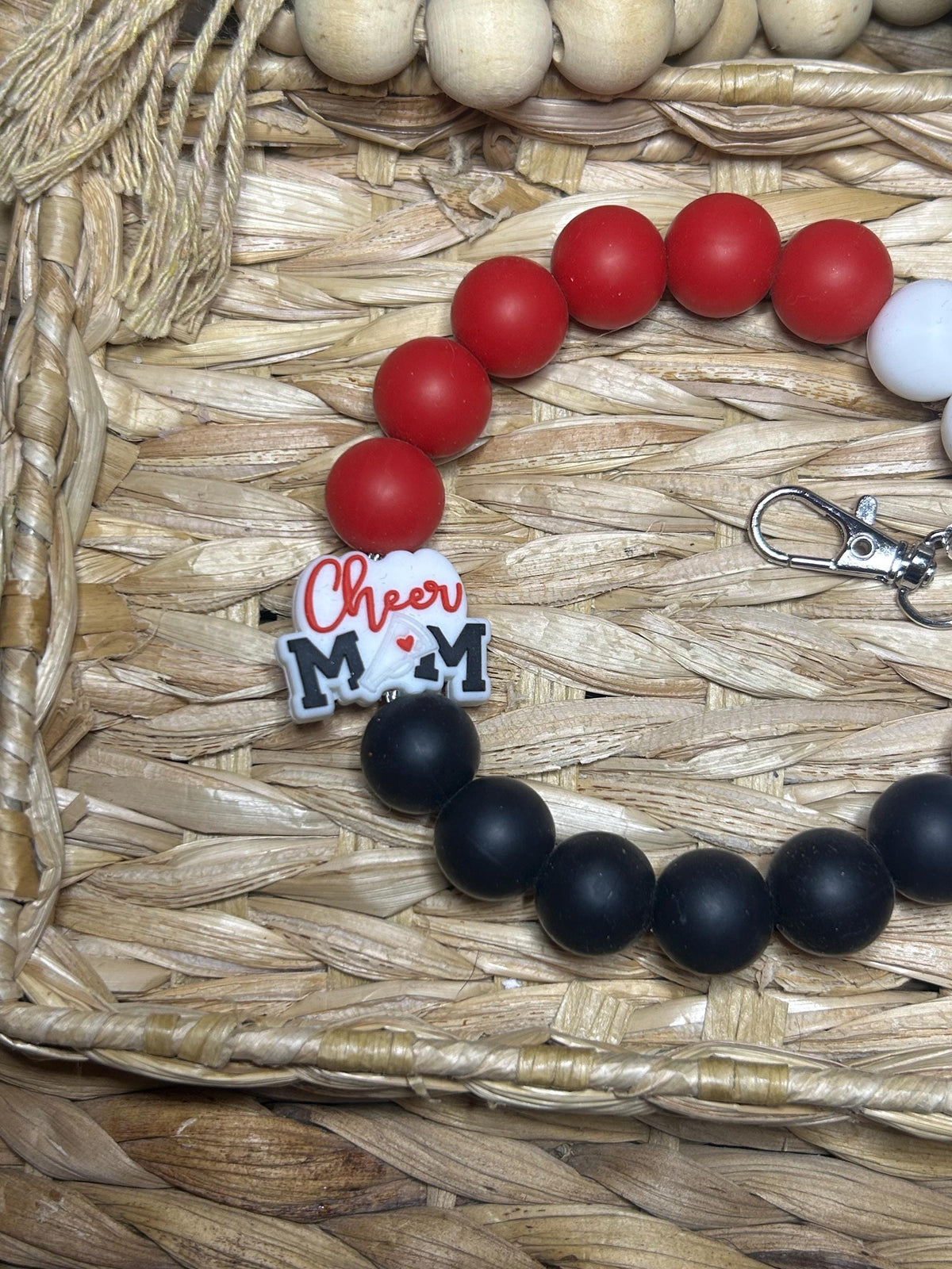 Cheer Mom Silicone Beaded Wristlet Keychain, Sports Mom Key Fob Bracelet