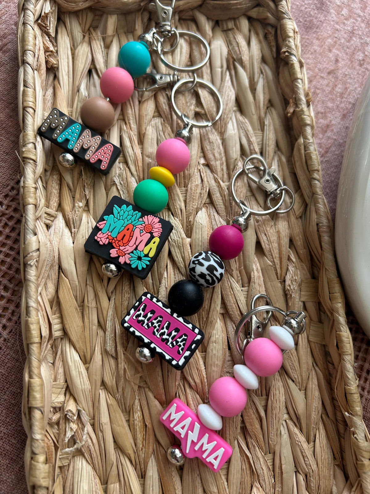 Mama Keychain: Colorful Floral Charm Accessory