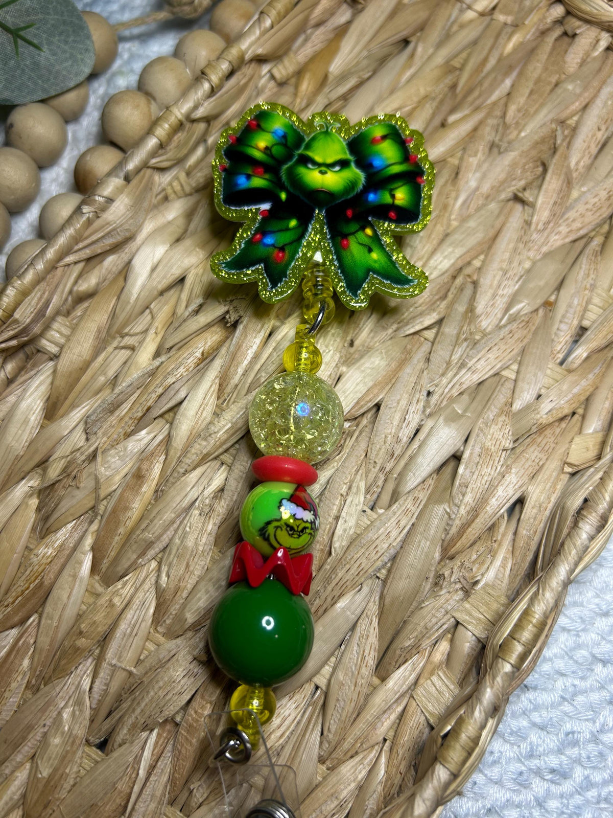 Green Bow Badge Reel
