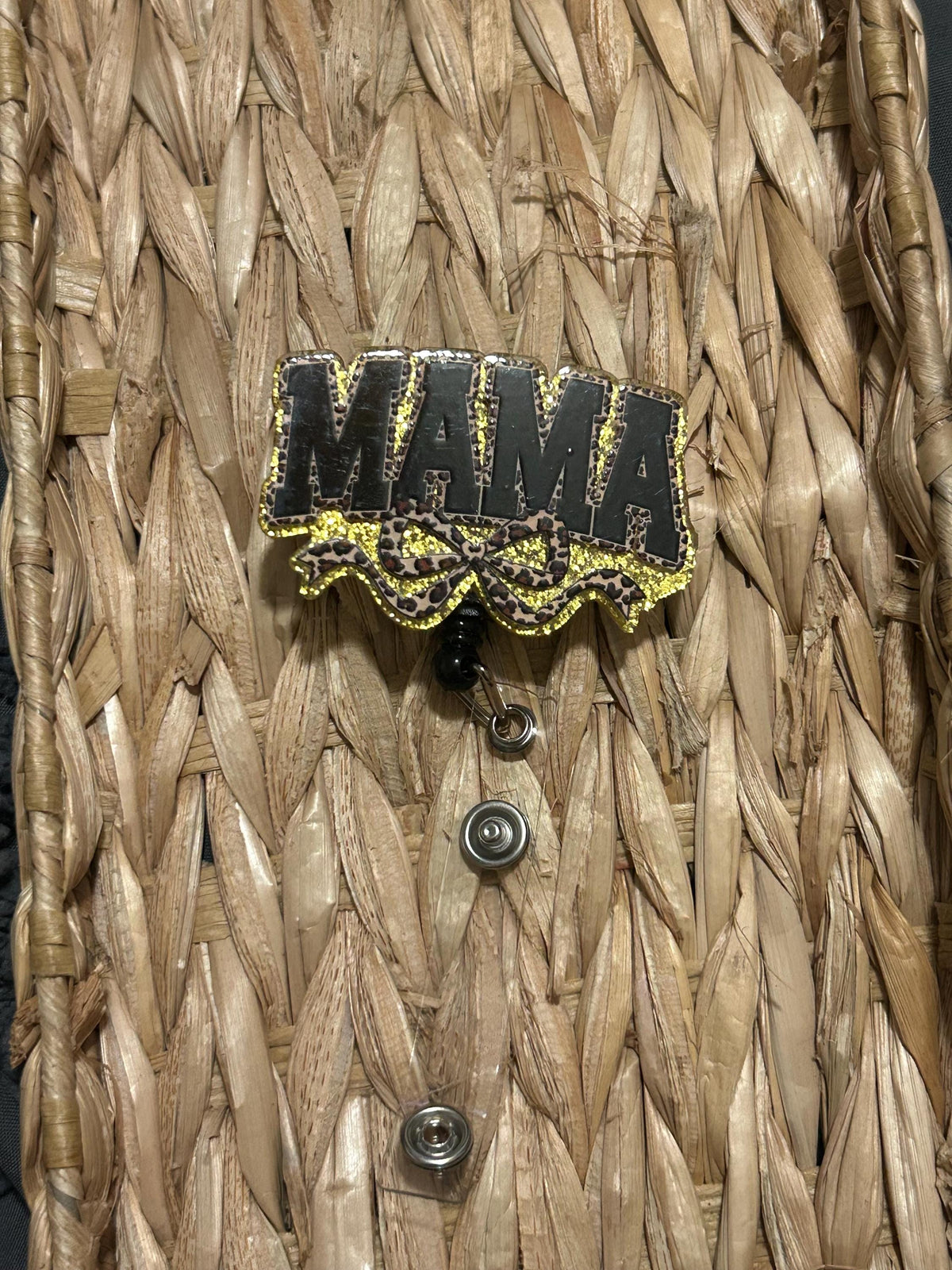 Mama Bow Badge Reel