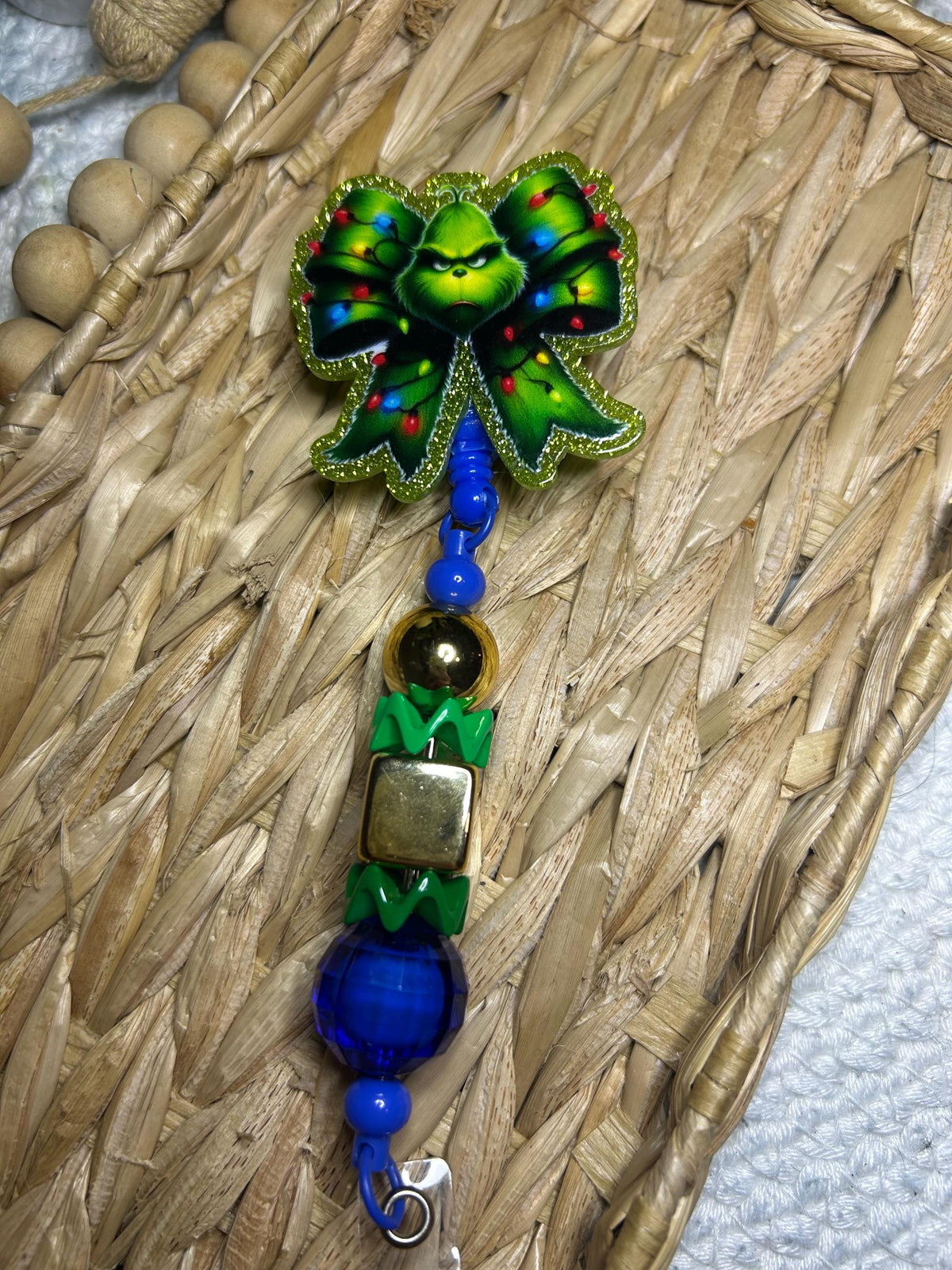 Green Bow Badge Reel